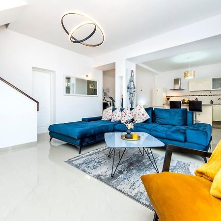 Lea'S Apartment Ровинь Экстерьер фото